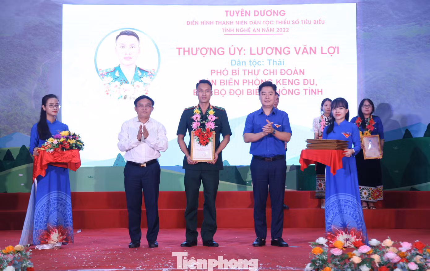 Thượng úy Lương Văn Lợi là 1 trong 24 gương thanh niên dân tộc thiểu số tỉnh Nghệ An được tuyên dương