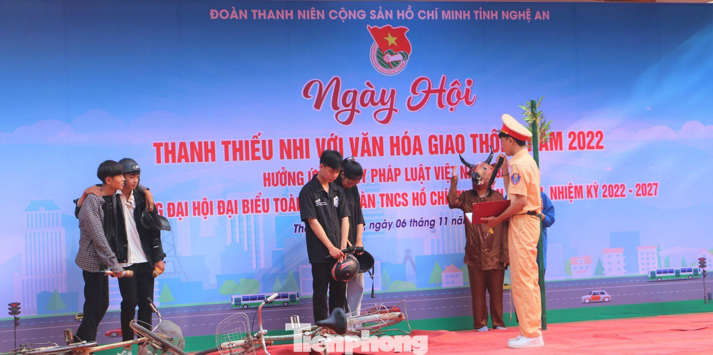 Ngày hội “Thanh thiếu nhi với an toàn giao thông” năm 2022 nhằm nâng cao nhận thức của đội ngũ cán bộ, đoàn viên, thanh niên đối với công tác bảo đảm trật tự an toàn giao thông. Qua đó, xác định rõ trách nhiệm và phát huy tinh thần xung kích, tình nguyện của tuổi trẻ trong việc đảm bảo trật tự an toàn giao thông, hình thành văn hóa trong tham gia giao thông của thanh thiếu nhi.