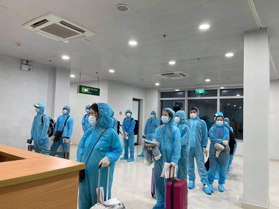 Tất cả được lấy thông tin, lấy mẫu xét nghiệm và cách ly nhiêm ngặt Tất cả được lấy thông tin, lấy mẫu xét nghiệm và cách ly nhiêm ngặt