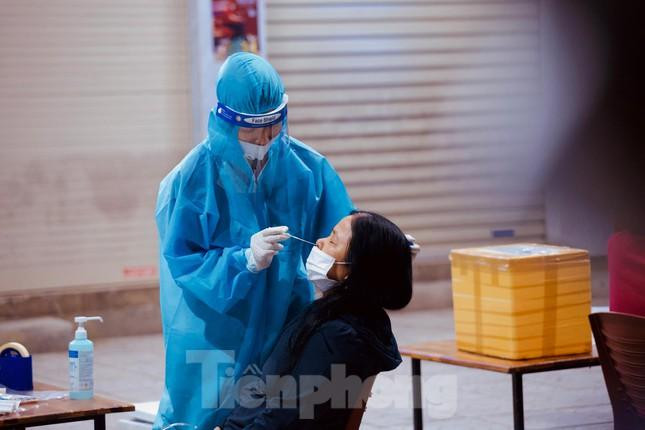 Sáng 29/8, Nghệ An thêm 14 ca dương tính SARS-CoV-2, trong đó có 4 ca sàng lọc cộng đồng