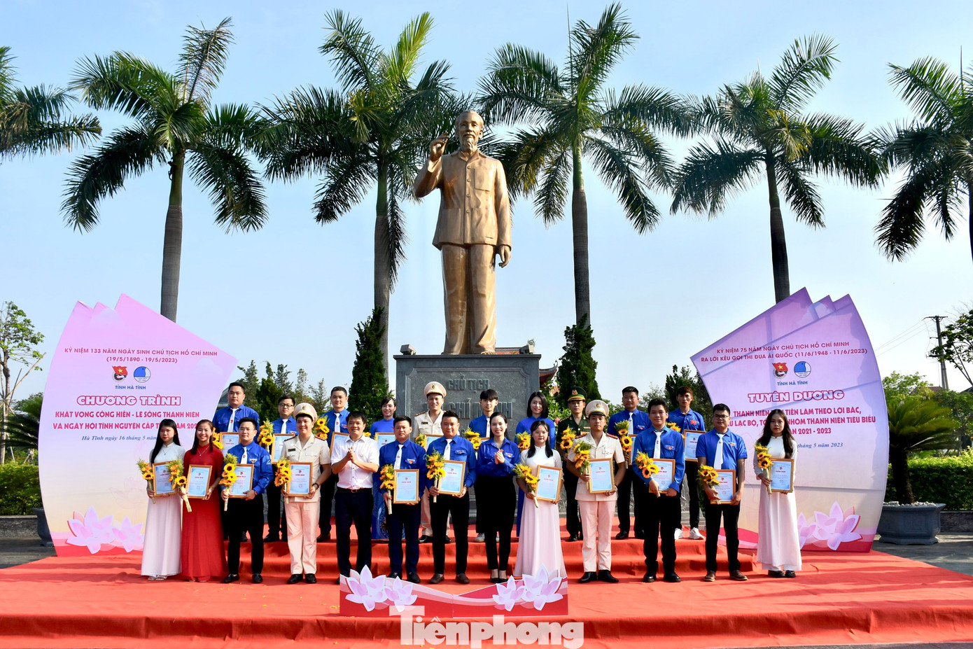 Tuyên dương 21 thanh niên tiên tiến làm theo lời Bác và 11 câu lạc bộ, tổ, đội, nhóm thanh niên tiêu biểu giai đoạn 2021-2023.