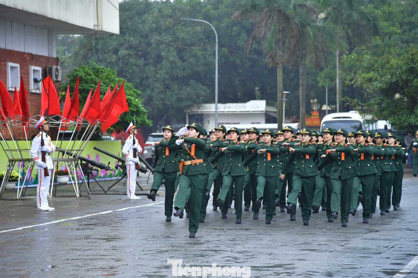 Năm 2024, lực lượng vũ trang tỉnh Nghệ An quyết tâm thực hiện xuất sắc mệnh lệnh huấn luyện chiến đấu của Bộ Tư lệnh Quân khu 4; xây dựng lực lượng vũ trang tỉnh vững mạnh toàn diện “mẫu mực, tiêu biểu”.