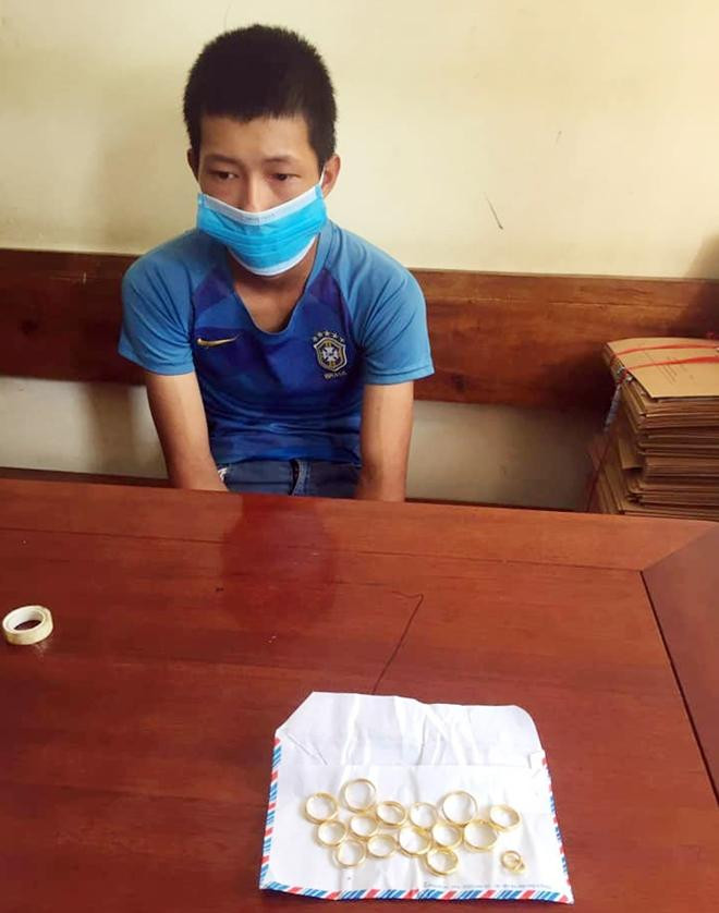 Đối tượng Tuấn tại cơ quan điều tra Đối tượng Tuấn tại cơ quan điều tra