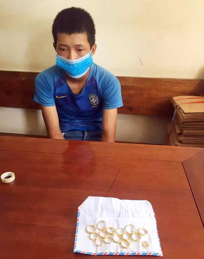 Đối tượng Tuấn tại cơ quan điều tra
