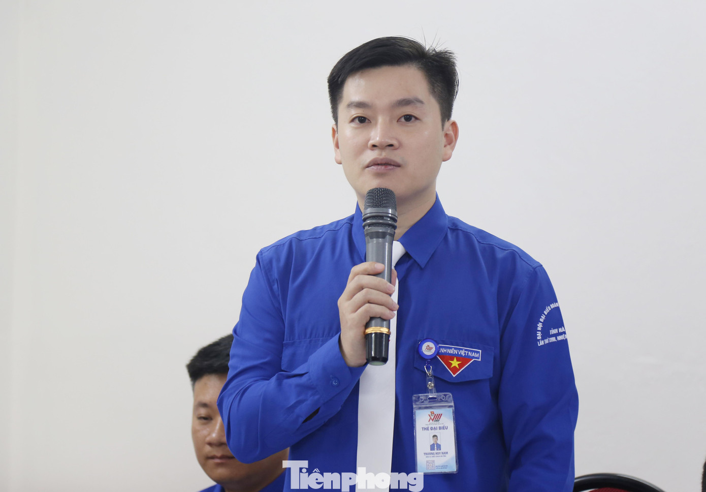 Đại biểu Trương Huy Nam - Bí thư Chi đoàn Ban Quản lý Khu kinh tế tỉnh Hà Tĩnh góp ý tại diễn đàn. Ảnh: Thu Hiền Đại biểu Trương Huy Nam - Bí thư Chi đoàn Ban Quản lý Khu kinh tế tỉnh Hà Tĩnh góp ý tại diễn đàn. Ảnh: Thu Hiền