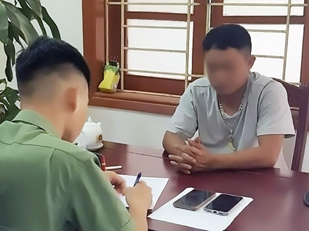 Anh L. tại cơ quan công an Anh L. tại cơ quan công an