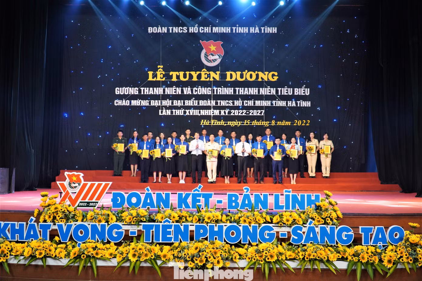 26 gương thanh niên tiêu biểu trong các cấp bộ Đoàn và tuổi trẻ toàn tỉnh, giai đoạn 2017 - 2022 được tuyên dương 26 gương thanh niên tiêu biểu trong các cấp bộ Đoàn và tuổi trẻ toàn tỉnh, giai đoạn 2017 - 2022 được tuyên dương