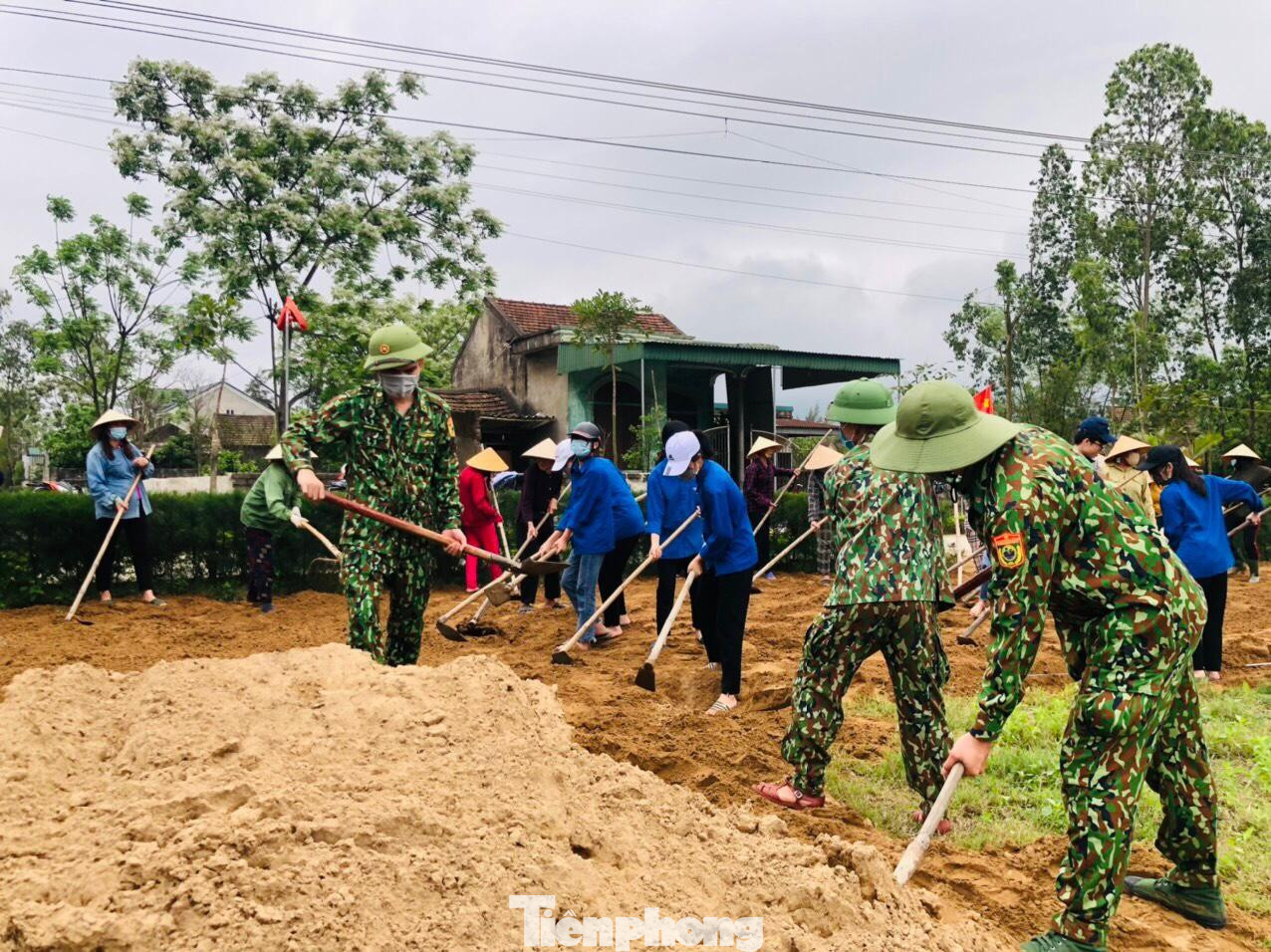 Với những kết quả đó, Tỉnh Đoàn Hà Tĩnh được đánh giá là một trong những đơn vị dẫn đầu trong công tác đỡ đầu, tài trợ xây dựng nông thôn mới. Trong nhiệm kỳ qua, Đoàn TNCS Hồ Chí Minh tỉnh Hà Tĩnh được Trung ương Đoàn tặng bằng khen đơn vị xuất sắc trong xây dựng nông thôn mới giai đoạn 2016 - 2018, UBND tỉnh tặng bằng khen vì có thành tích trong xây dựng nông thôn mới giai đoạn 2010 - 2020…