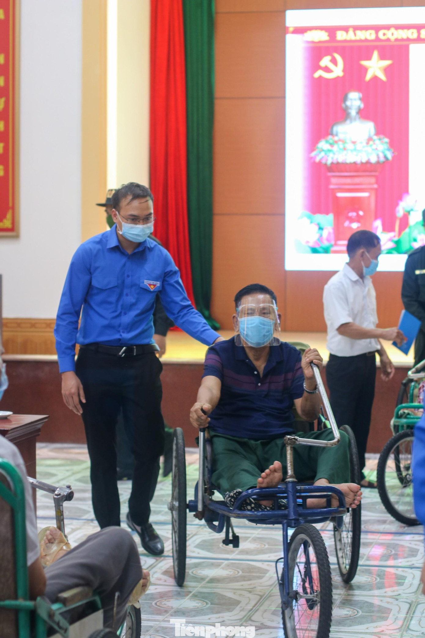 Trung tâm Điều dưỡng thương bệnh binh nặng Nghệ An, hiện đang nuôi dưỡng 62 thương, bệnh binh nặng và 3 vợ liệt sỹ của hai tỉnh Nghệ An và Hà Tĩnh. Những năm qua, trung tâm đã làm tốt công tác chăm sóc và nuôi dưỡng các thương, bệnh binh nặng.