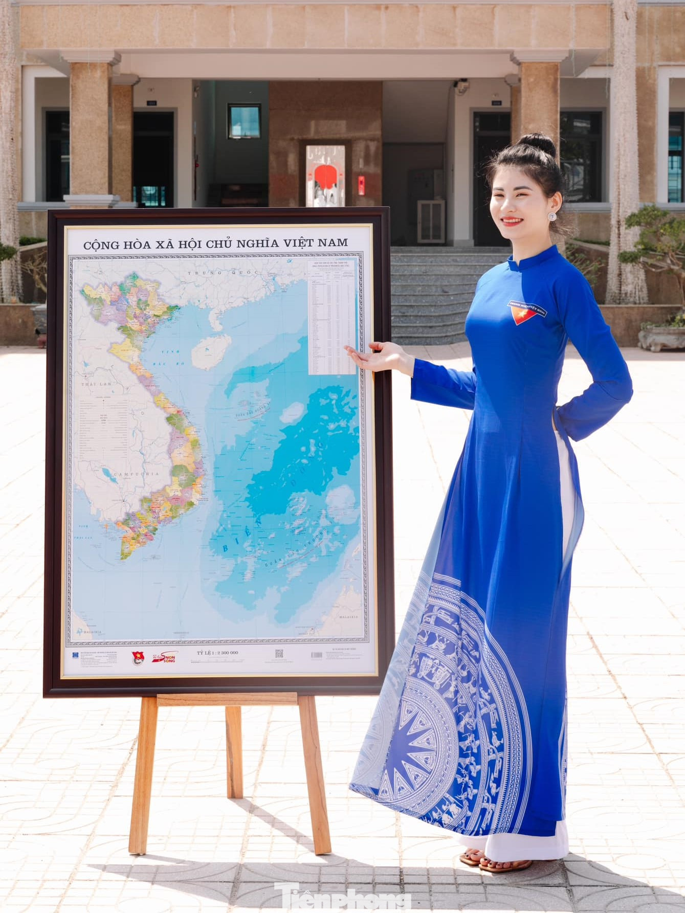 Cuộc vận động “Tự hào một dải non sông” do T.Ư Đoàn TNCS Hồ Chí Minh phát động, nhằm giáo dục lòng yêu nước, tự hào về toàn vẹn lãnh thổ trong mỗi người dân Việt Nam nói chung, đoàn viên, thanh thiếu nhi nói riêng. Qua đó vừa trang bị, củng cố thêm kiến thức về chủ quyền lãnh thổ quốc gia, vừa góp phần quan trọng vào việc giáo dục lòng yêu nước, tự tôn dân tộc cho thế hệ trẻ Việt Nam.