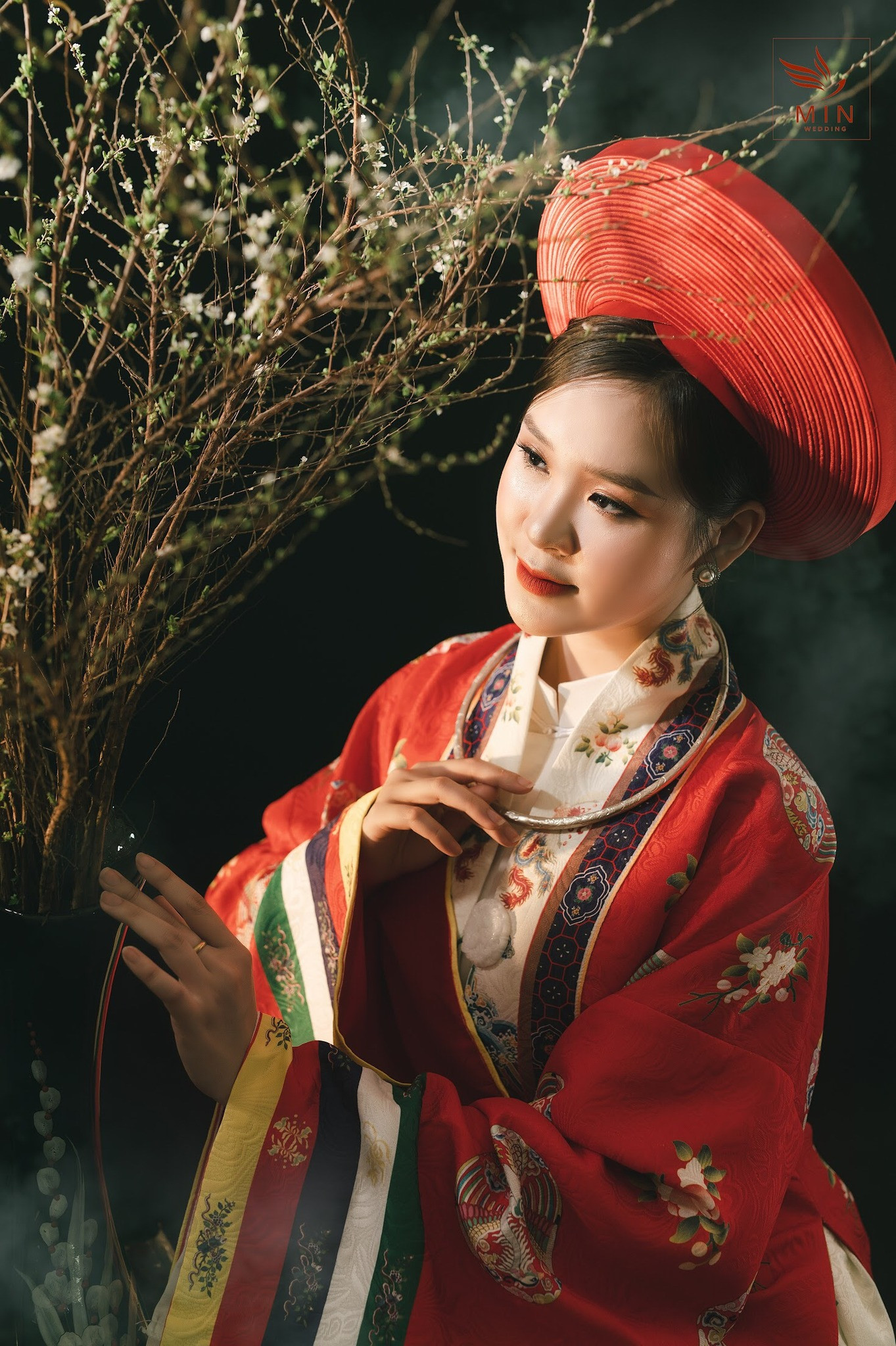 Thảo Vi hiện là cộng tác viên tại Đài phát thanh và truyền hình Nghệ An, ngoài ra còn làm người mẫu ảnh tự do.