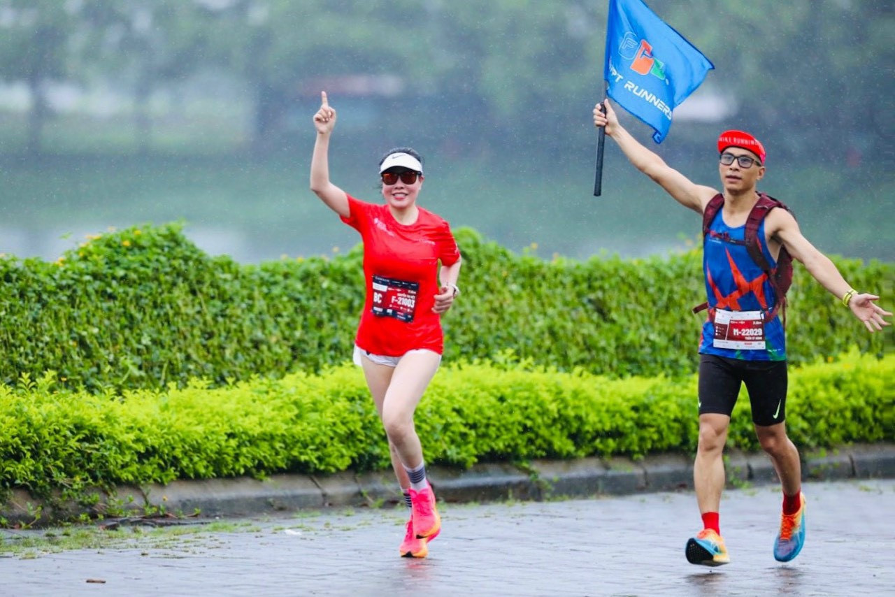 Giải chạy marathon 'Về miền Ví Giặm' quy tụ 4.000 vận động viên trong và ngoài nước