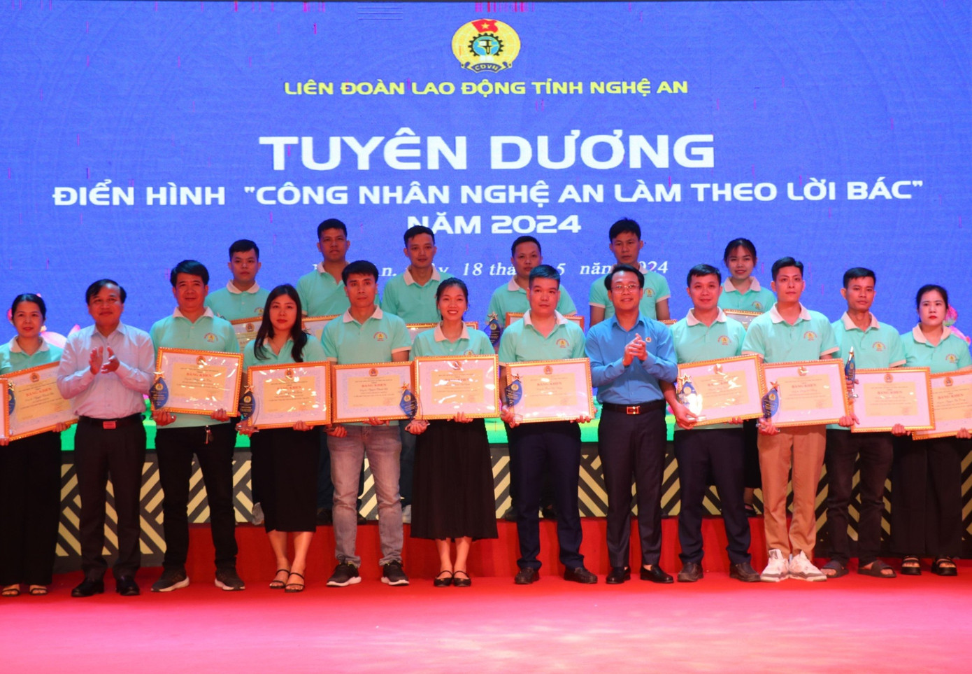 95 công nhân là 95 tấm gương sáng trong học tập, làm theo Bác.