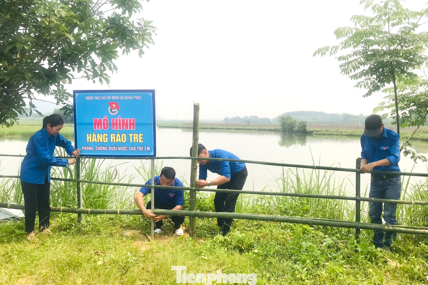 Đối với mô hình hàng rào tre, sẽ sử dụng vật liệu tre sẵn có tại địa phương, đoàn viên thanh niên tham gia ngày công thực hiện.