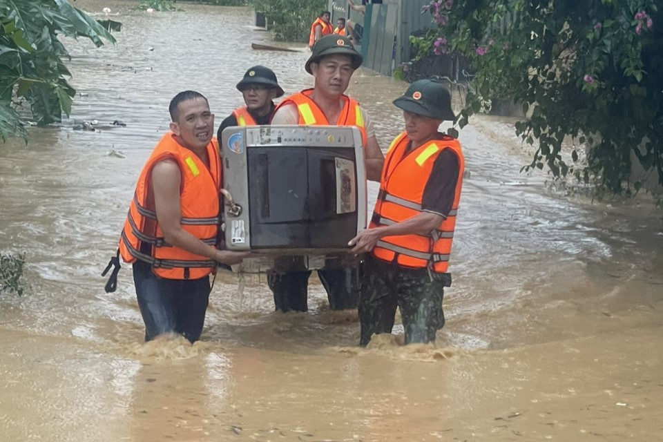 Thiên tai gây thiệt hại nặng nề cho tỉnh Nghệ An