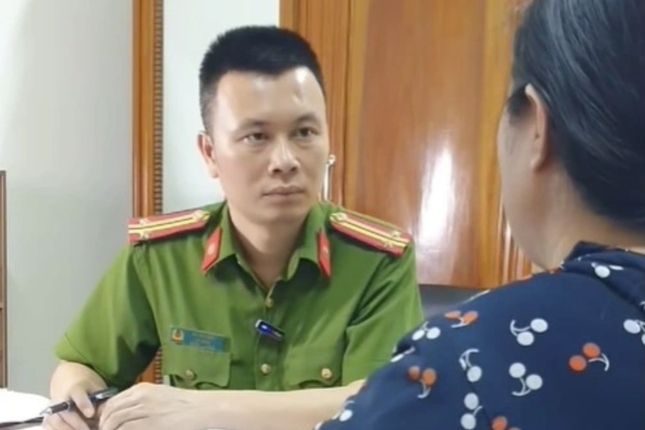 Phòng Cảnh sát hình sự Công an Nghệ An tiếp nhận trình báo của người dân Phòng Cảnh sát hình sự Công an Nghệ An tiếp nhận trình báo của người dân