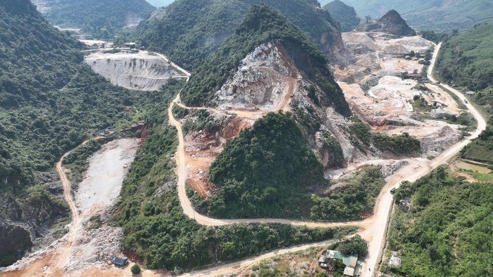 Trong năm 2022, huyện Quỳ Hợp đã xử phạt hơn 20 trường hợp trong lĩnh vực hoạt động khai thác khoáng sản với tổng số tiền gần 3 tỷ đồng. Trong năm 2022, huyện Quỳ Hợp đã xử phạt hơn 20 trường hợp trong lĩnh vực hoạt động khai thác khoáng sản với tổng số tiền gần 3 tỷ đồng.