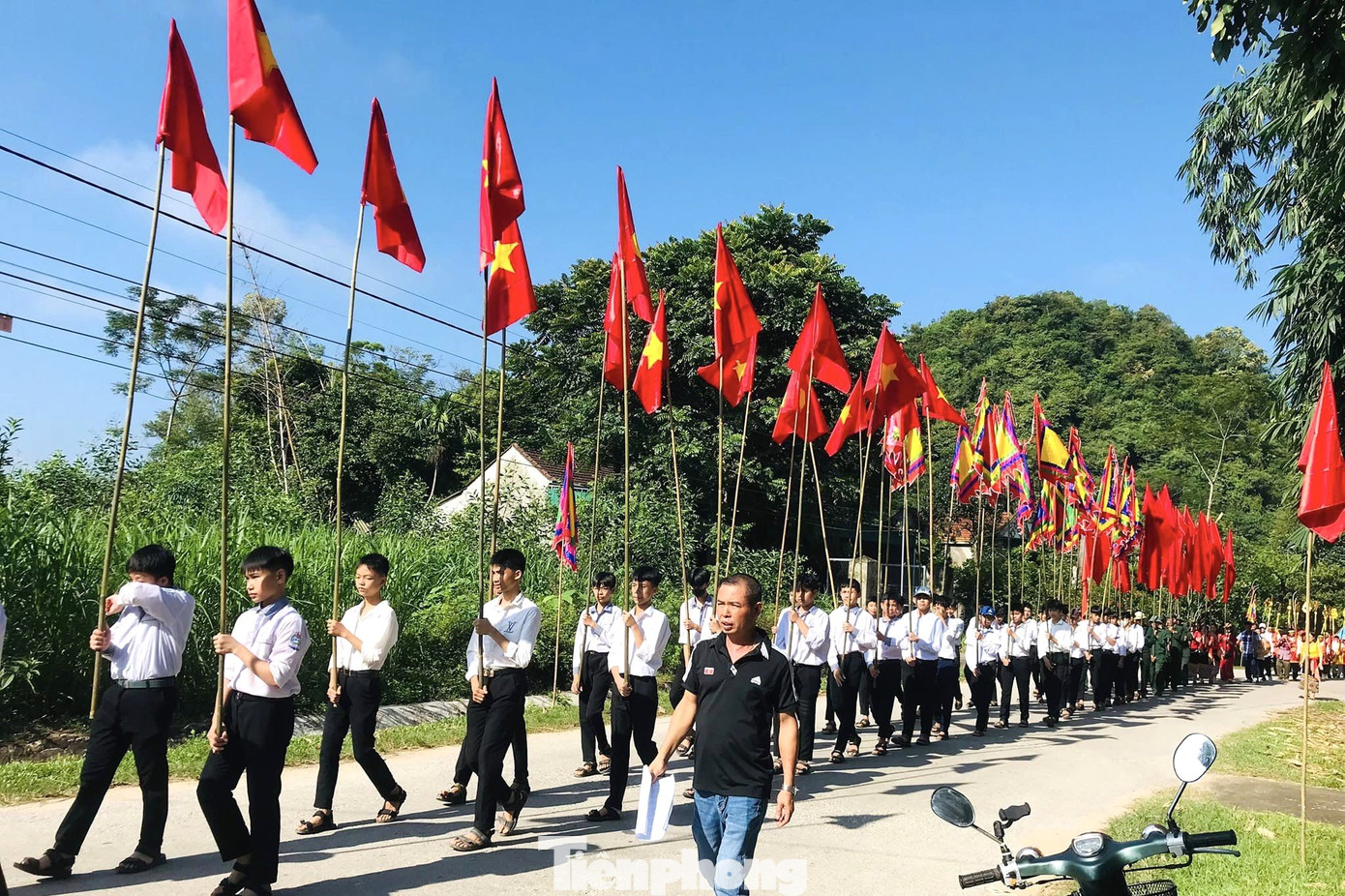 Lễ hội là một sinh hoạt văn hóa tâm linh mang đậm bản sắc văn hóa dân tộc Thái của huyện Tân Kỳ.