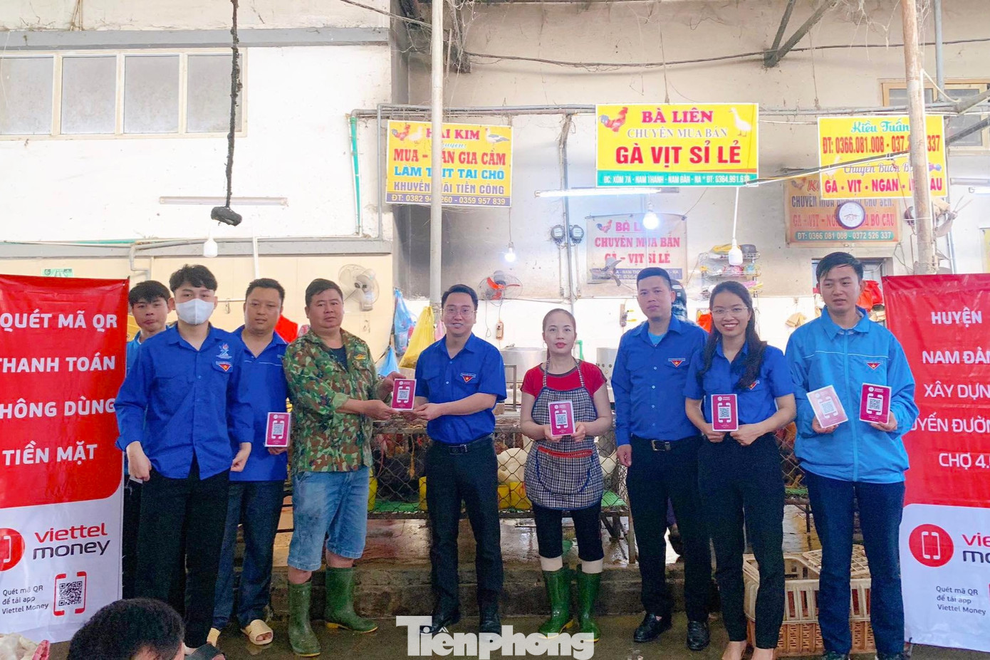 Hơn 100 chợ dân sinh được hỗ trợ tạo mã QR pay thanh toán hóa đơn trực tuyến.