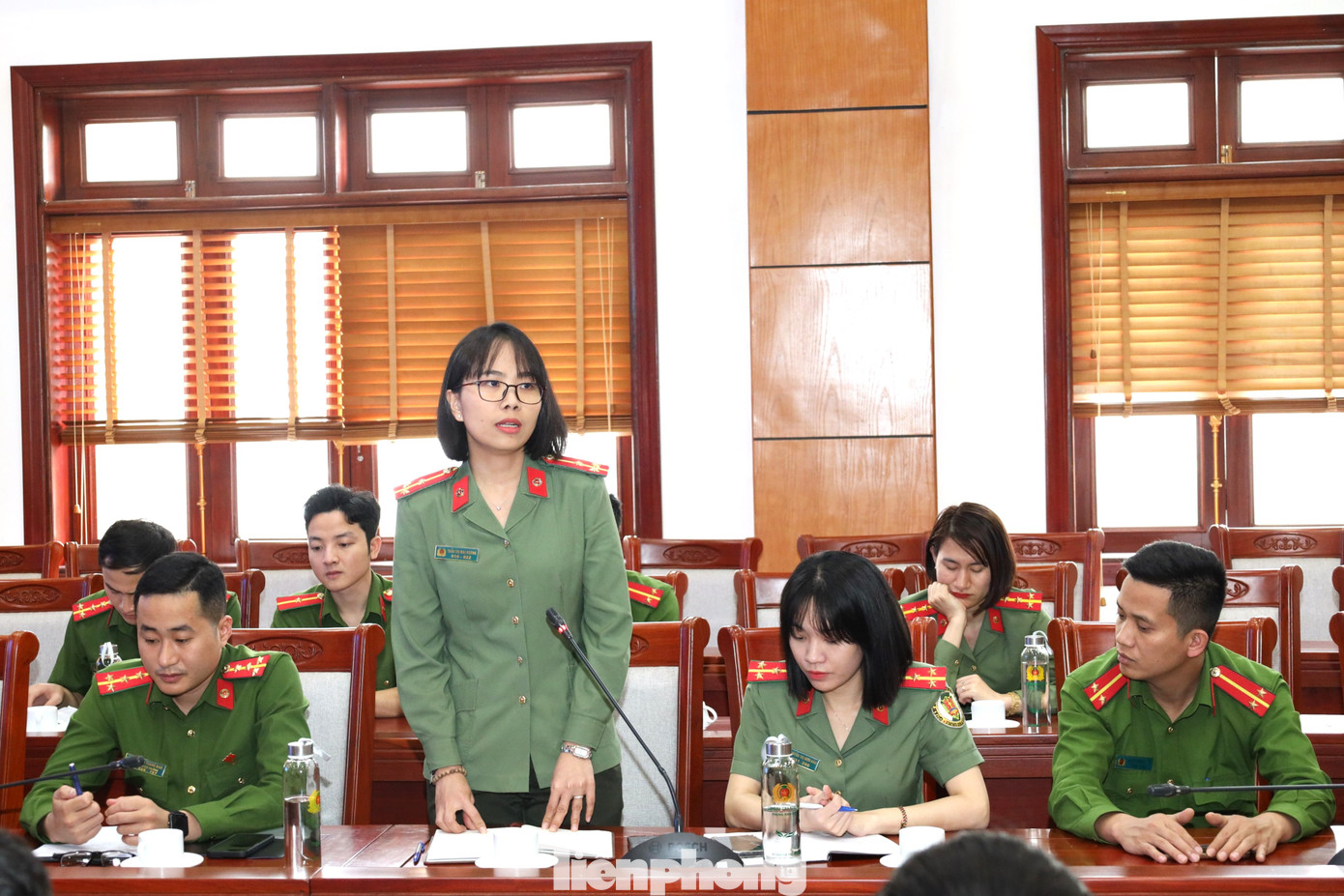 Đoàn thanh niên Công an tỉnh Nghệ An đã nêu bật được nhiều giải pháp để cụ thể hóa 5 tiêu chí đã đề ra trong thời gian tới. Đoàn thanh niên Công an tỉnh Nghệ An đã nêu bật được nhiều giải pháp để cụ thể hóa 5 tiêu chí đã đề ra trong thời gian tới.