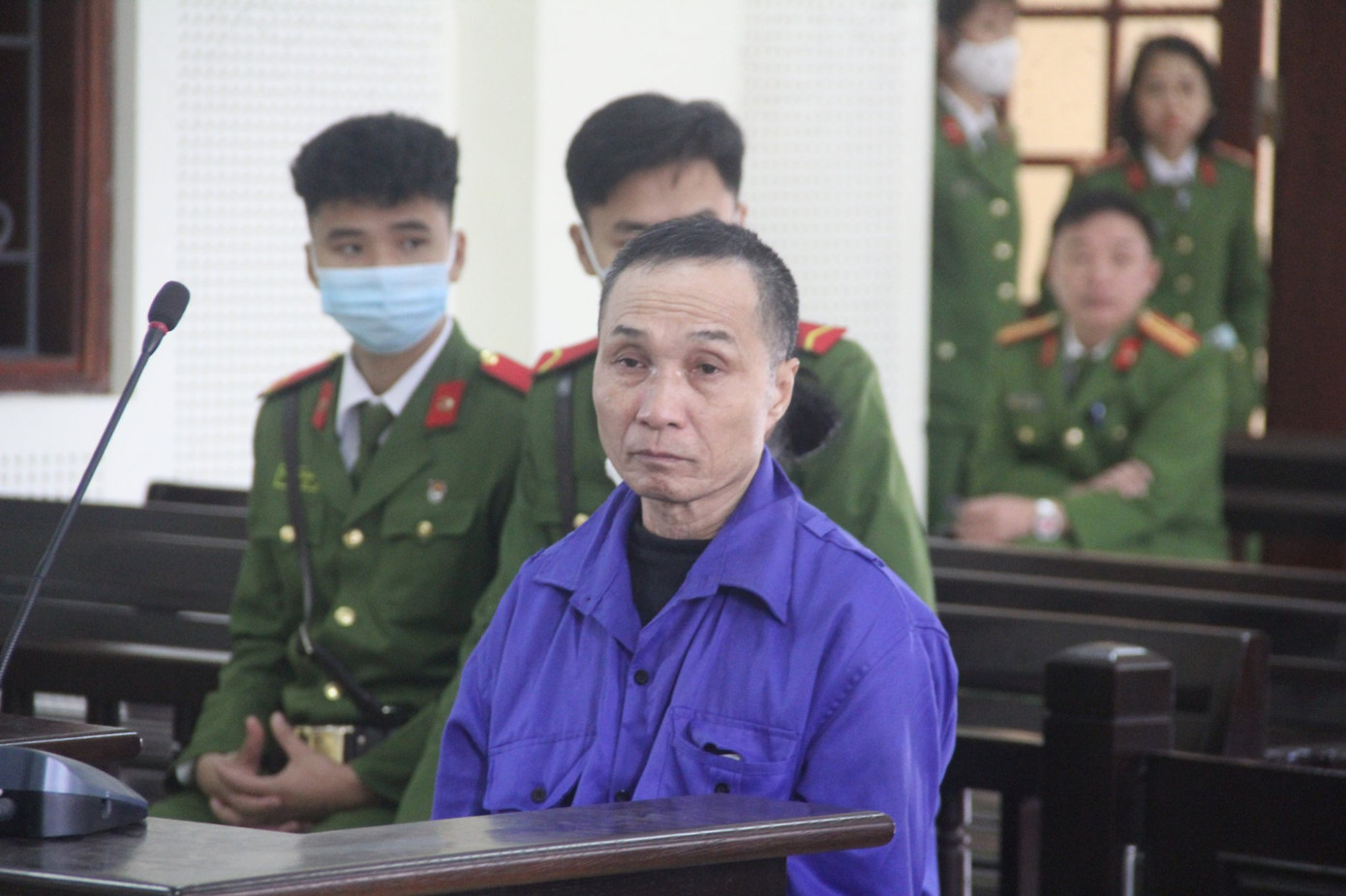 Lương Văn Tới nhiều lần rơi nước mắt khi nhắc đến quá trình phạm tội của mình