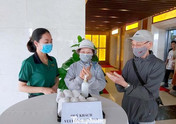 Công tác phòng dịch COVID-19 tại các cơ sở lưu trú được thực hiện nghiêm túc.