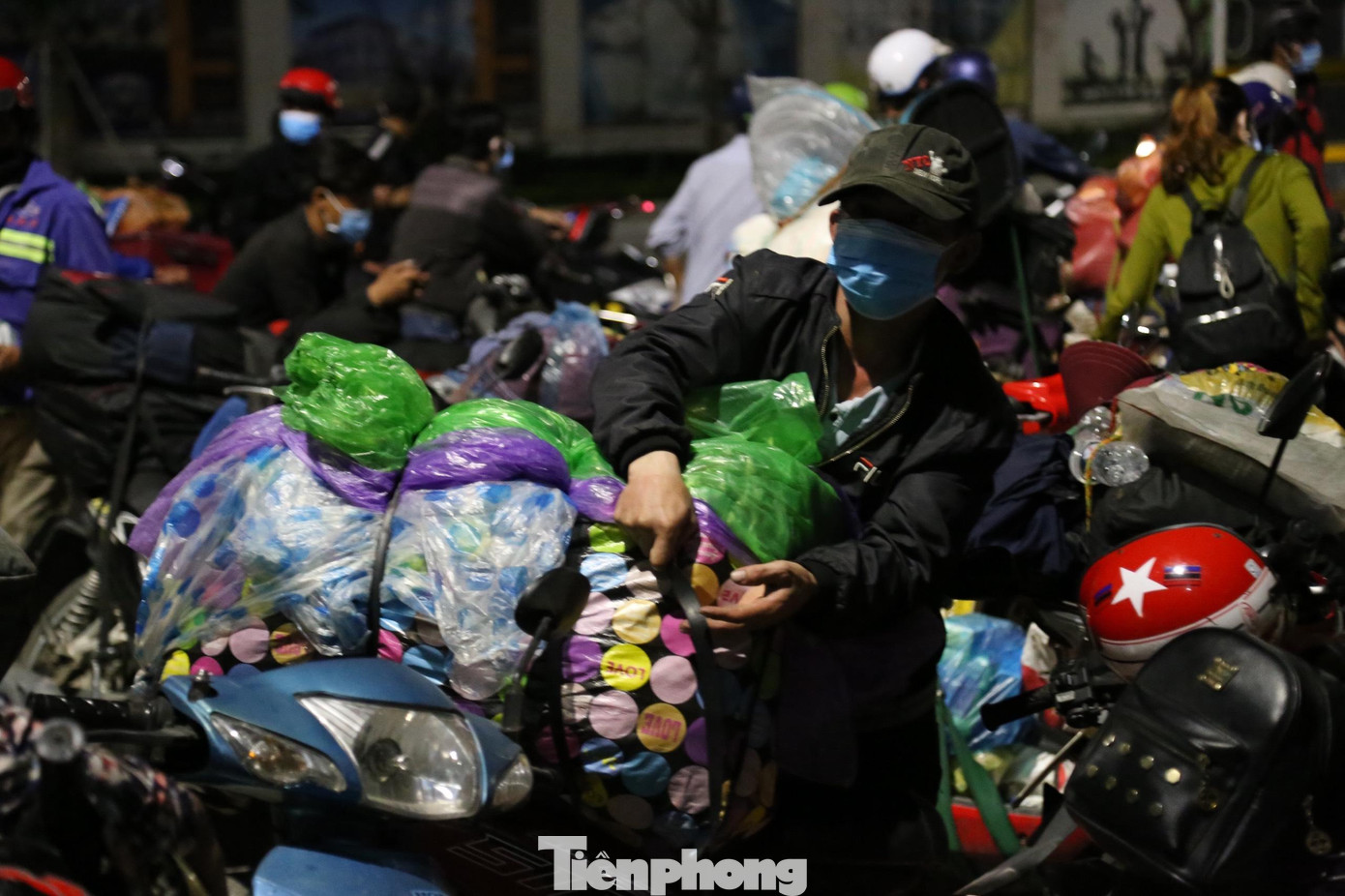 Hầu hết những người này đều xuất phát về quê từ ngày 30 và 31/7, trước thời điểm các tỉnh phía Nam thực hiện công điện của Thủ tướng Chính phủ “ai ở đâu ở đó”.