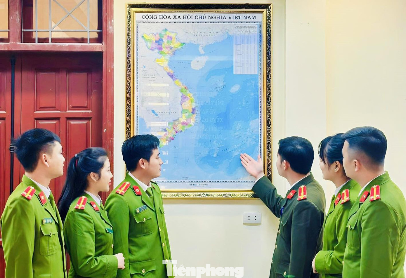 Đoàn thanh niên Công an tỉnh Nghệ An tích cực hưởng ứng Cuộc vận động “Tự hào một dải non sông”.