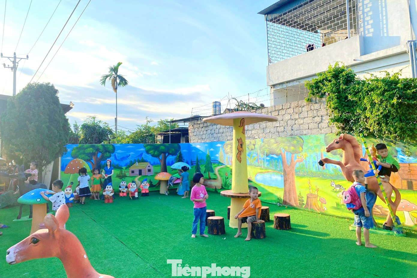 Thiết kế sân trường đẹp không chỉ có ý nghĩa về mặt thẩm mỹ, mà còn giúp nâng cao chất lượng đào tạo và nuôi dưỡng trẻ.