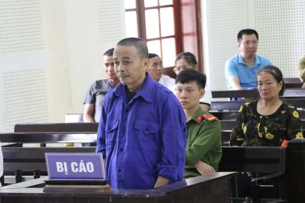 Bị cáo Trần Hữu Minh tại tòa Bị cáo Trần Hữu Minh tại tòa