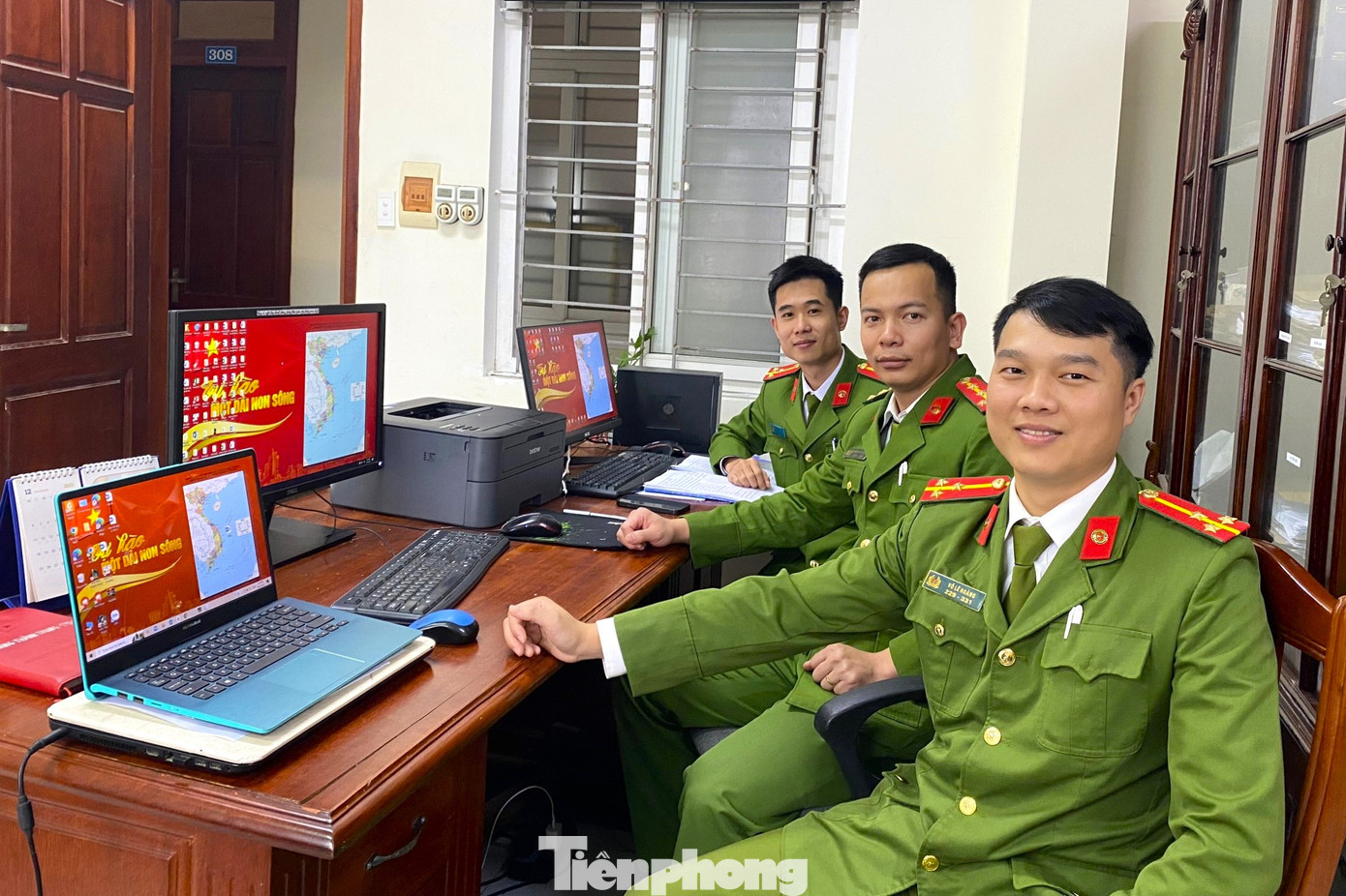 Đoàn Thanh niên Công an tỉnh Nghệ An hưởng ứng cuộc vận động “Tự hào một dải non sông”