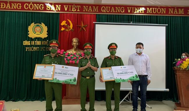 Khen thưởng các tập thể, cá nhân Khen thưởng các tập thể, cá nhân