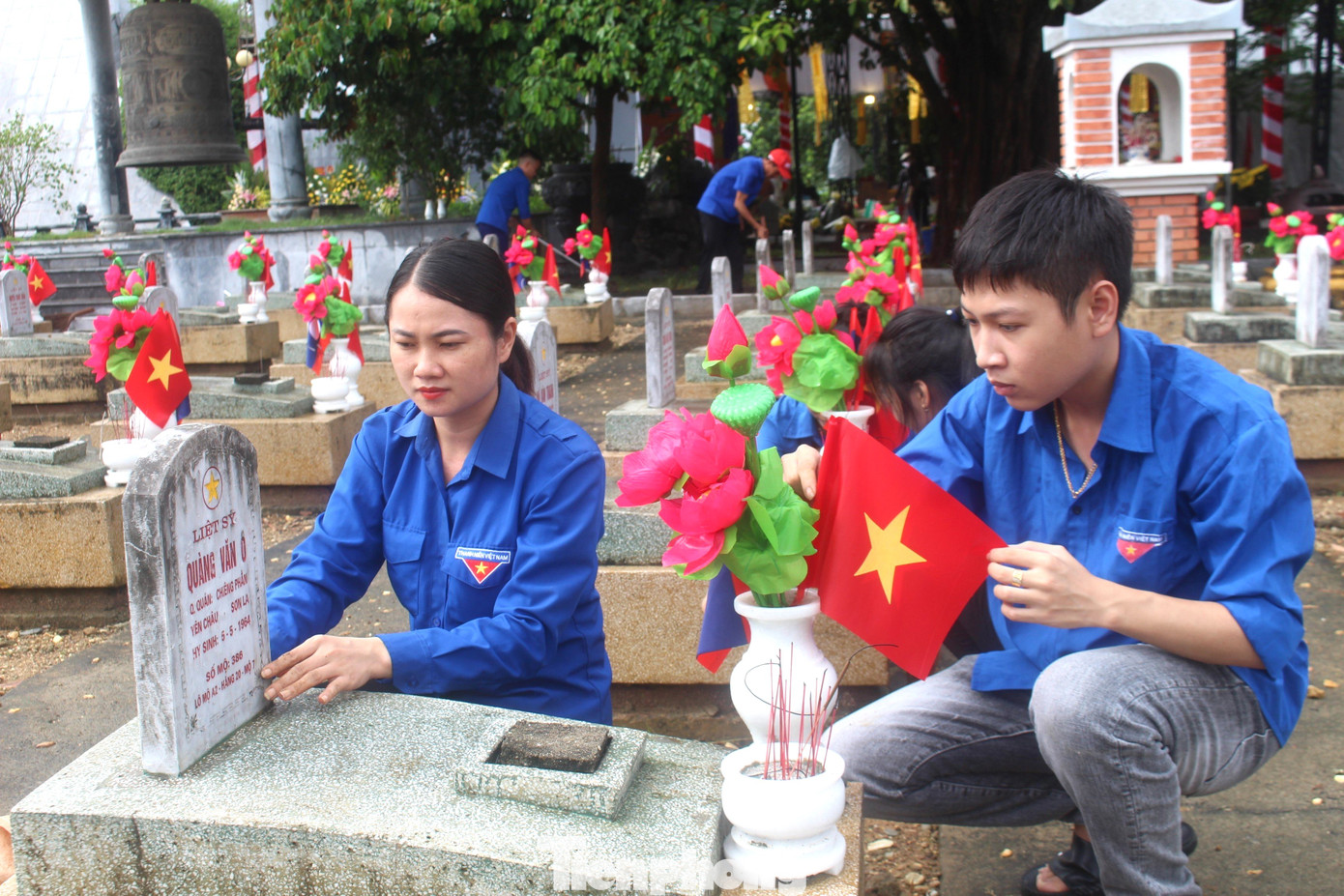 “Hoạt động nhằm nâng cao nhận thức cho đoàn viên thanh niên về truyền thống đấu tranh cách mạng anh dũng, sẵn sàng chiến đấu, hy sinh giành độc lập dân tộc của các thế hệ ông cha đi trước, phát huy đạo lý “Uống nước nhớ nguồn”. Đồng thời, thể hiện vai trò xung kích của tuổi trẻ trong việc tham gia vệ sinh môi trường, bảo vệ môi trường tại các khu di tích lịch sử, nghĩa trang liệt sĩ, tạo cảnh quan môi trường xanh, sạch, đẹp”, anh Quỳnh chia sẻ.