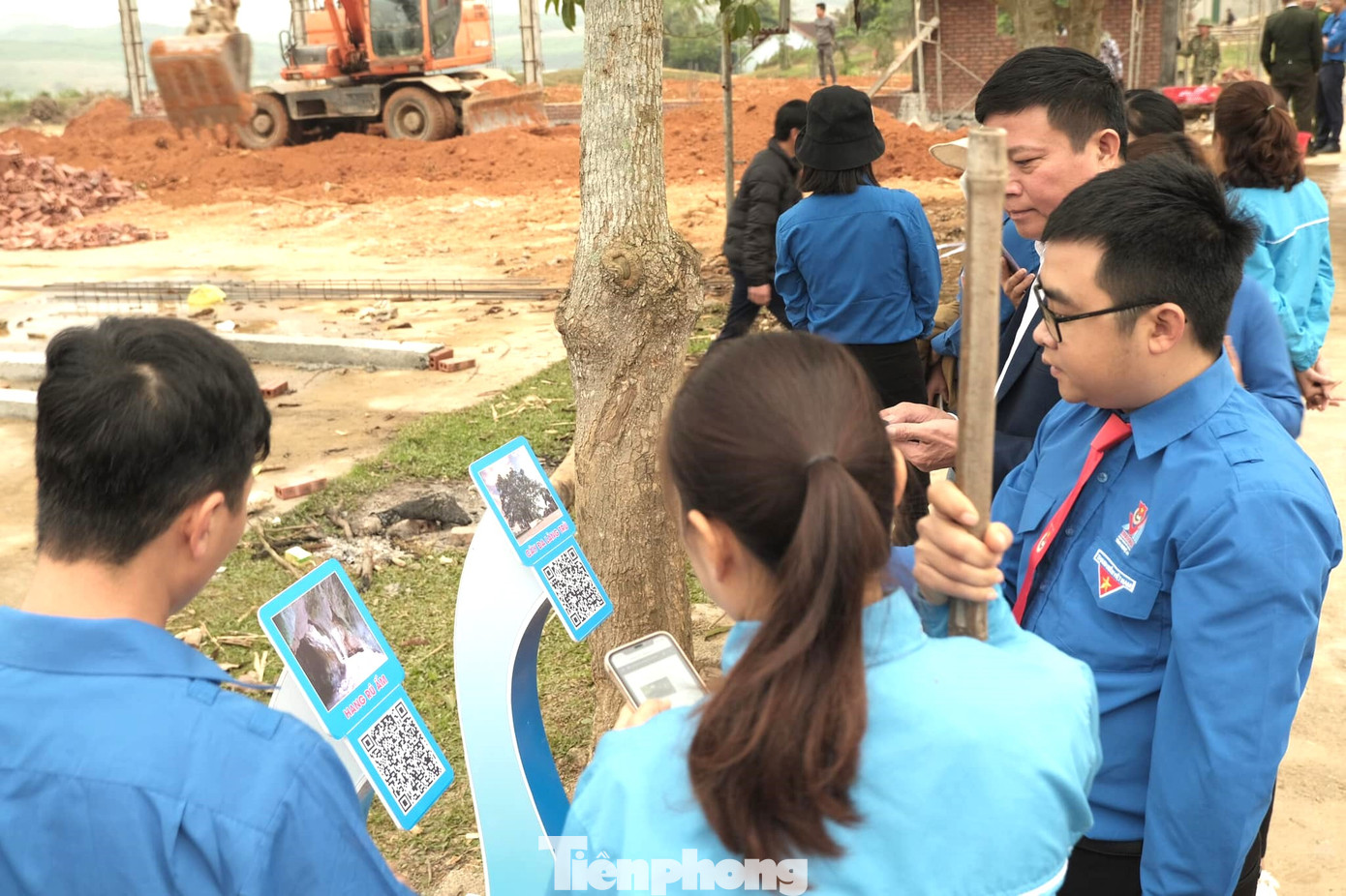 Toàn tỉnh đã có 393 đội hình thanh niên xung kích ra quân hỗ trợ người dân thực hiện các dịch vụ công trực tuyến, tổ công nghệ số. Hơn 70 điểm di tích lịch sử, văn hóa, điểm du lịch trên toàn tỉnh được các cấp bộ Đoàn thực hiện quét mã QR.