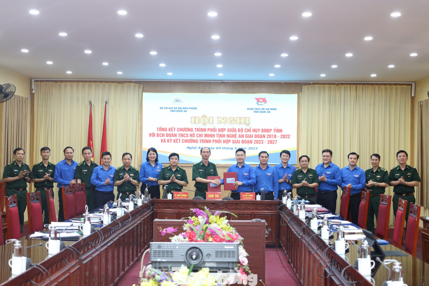 Đại diện Bộ Chỉ huy Bộ đội Biên phòng tỉnh và Tỉnh đoàn Nghệ An ký kết Chương trình phối hợp hoạt động giai đoạn 2023 - 2027 Đại diện Bộ Chỉ huy Bộ đội Biên phòng tỉnh và Tỉnh đoàn Nghệ An ký kết Chương trình phối hợp hoạt động giai đoạn 2023 - 2027