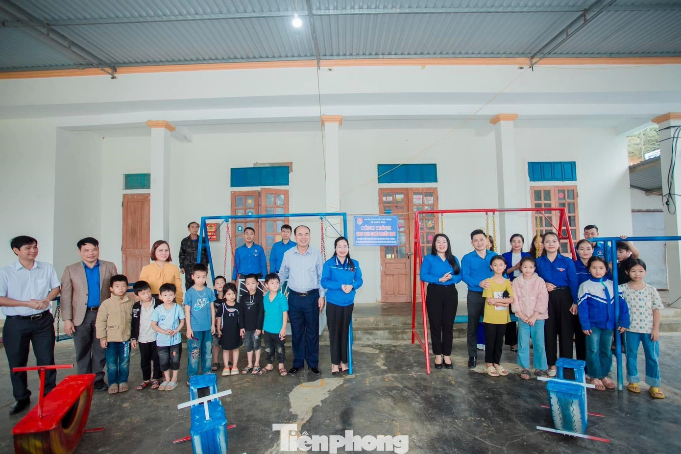 Trong Tháng Thanh niên 2024, tuổi trẻ huyện Anh Sơn đã thực hiện “Hành trình thứ hai của lốp xe” với 3 tuyến “Đoạn đường pháp luật”, 8 khu vui chơi, khu trải nghiệm cho thiếu nhi. Tổng số lốp xe thực hiện là 130 lốp xe.