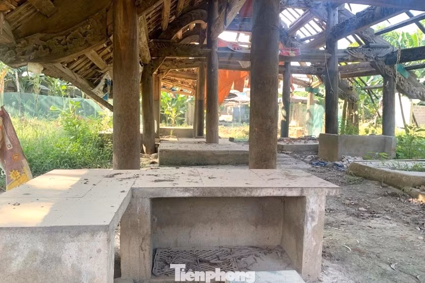 Ngôi đình từng được trưng dụng làm nơi họp chợ.