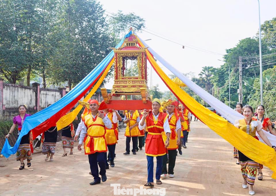 Năm nay, do ảnh hưởng của áp thấp nhiệt đới gây mưa lớn nên huyện Tân Kỳ chỉ tổ chức phần cổ lễ, diễn ra tại Khu Di tích lịch sử thành Lê Lợi và đền thờ Lê Thái Tổ xã Tiên Kỳ.