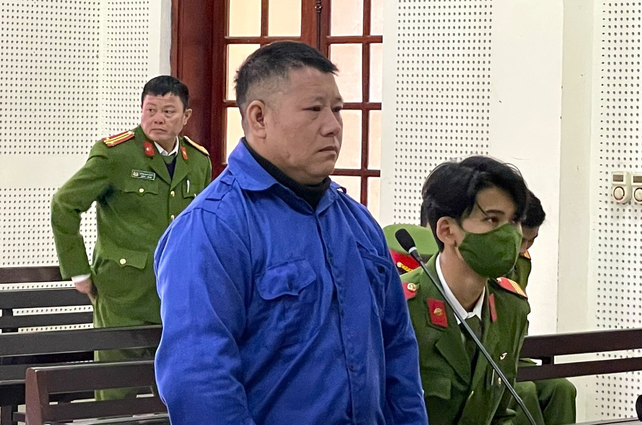 Xồng Bá Xuân tại tòa