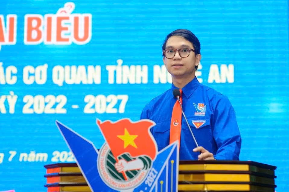Anh Nguyễn Hồ Mạnh - Phó Bí thư Đoàn TNCS Hồ Chí Minh Ủy ban nhân dân tỉnh Nghệ An.