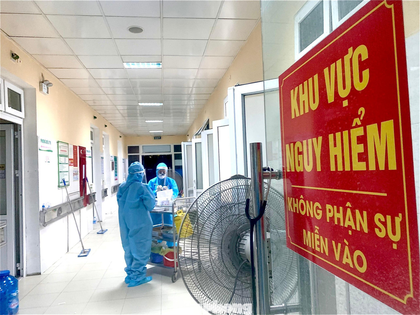 Trung tâm bệnh nhiệt đới - Bệnh viện Hữu nghị đa khoa Nghệ An, nơi điều trị cho bệnh nhân nhiễm COVID-19