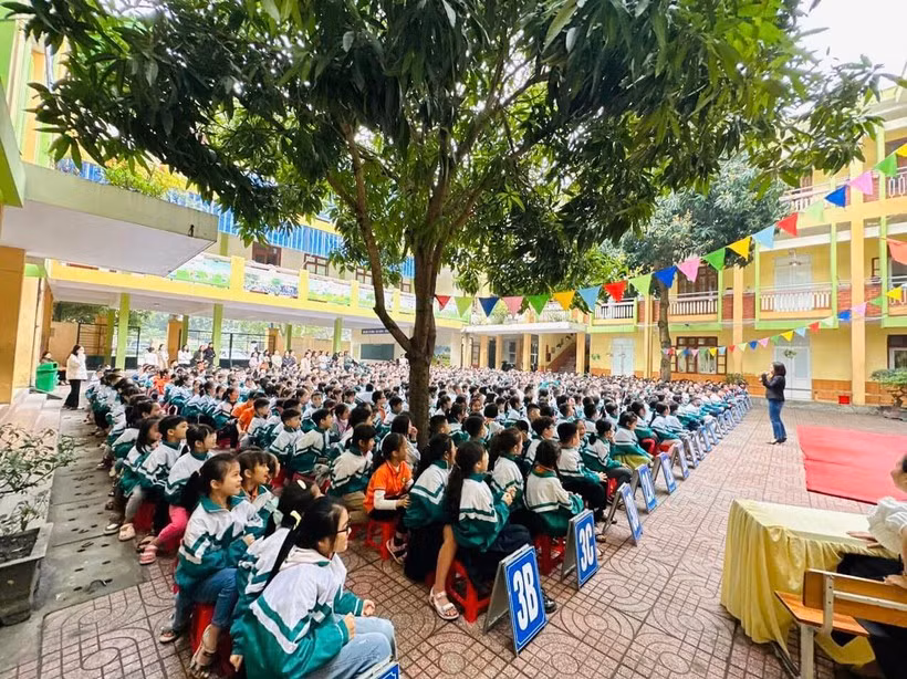 Học sinh Trường Tiểu học Hồng Sơn (TP Vinh, Nghệ An)