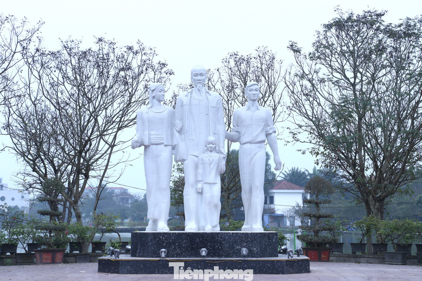 Từ khi hình thành đến nay, công viên là địa điểm tham quan, vui chơi, giải trí của du khách trong và ngoài nước. Đây cũng được xem là “lá phổi xanh” phía Đông Nam của thành phố Vinh. Tuy nhiên những năm gần đây, công viên bị xuống cấp, nhiều hạng mục hư hỏng, nhếch nhác.