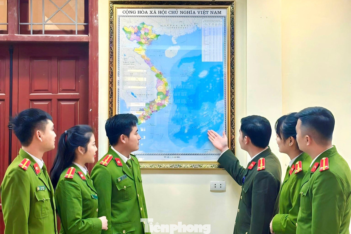 Thời gian qua, thanh niên Công an Nghệ An tiếp tục hưởng ứng, lan tỏa mạnh mẽ cuộc vận động “Tự hào một dải non sông”.