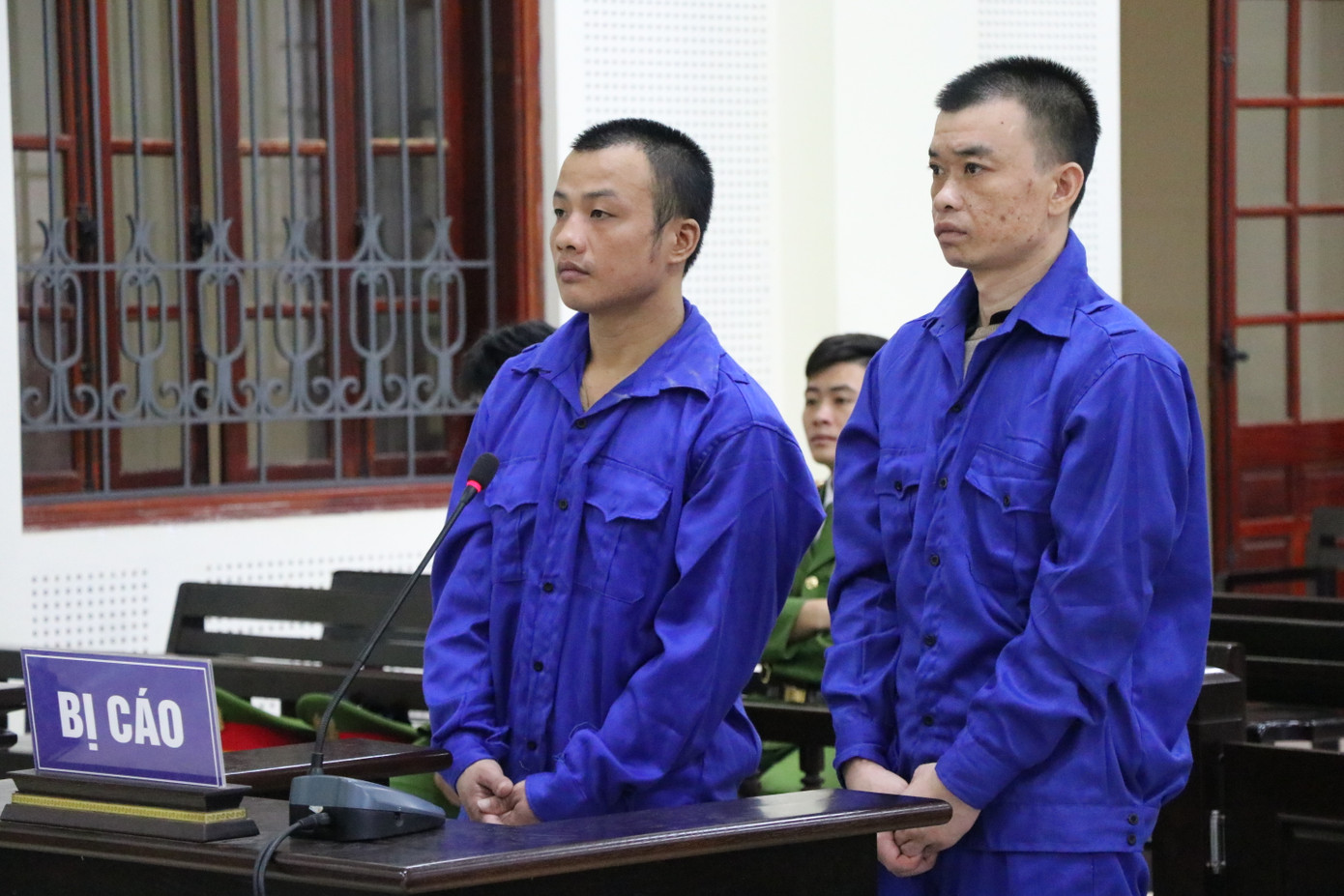 Lương Văn Phúc và Quang Văn Vinh tại tòa. Lương Văn Phúc và Quang Văn Vinh tại tòa.