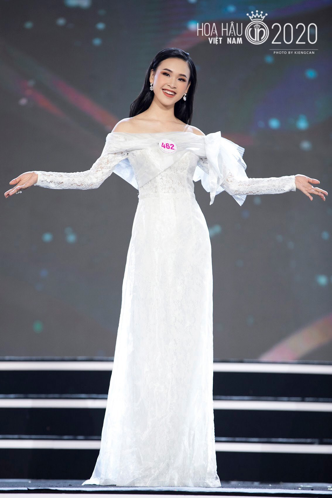 Nguyễn Thảo Vi tại cuộc thi Hoa hậu Việt Nam 2020.