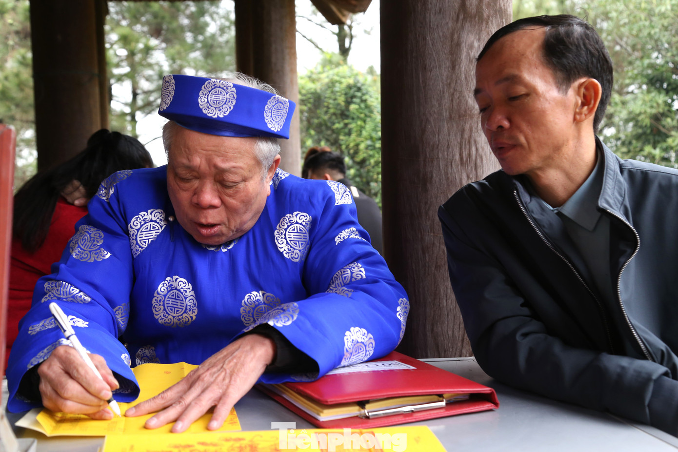 Xin sớ cầu an đầu năm.