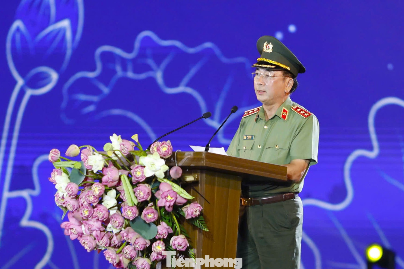 Phát biểu tại lễ khai mạc, Thượng tướng Trần Quốc Tỏ, Ủy viên Ban Chấp hành Trung ương Đảng, Phó Bí thư Đảng ủy Công an Trung ương, Thứ trưởng Bộ Công an, nhấn mạnh: “Tượng 'Bác Hồ về thăm quê' mang ý nghĩa chính trị, văn hóa sâu sắc, thể hiện lòng tri ân của Đảng, Nhà nước, nhân dân và lực lượng Công an nhân dân đối với Chủ tịch Hồ Chí Minh. Đặc biệt, đối với lực lượng Công an nhân dân, Chủ tịch Hồ Chí Minh luôn dành tình cảm đặc biệt và những lời chỉ dẫn ân cần. Người đã để lại nhiều di sản vô giá, tiêu biểu là 'Sáu điều Bác Hồ dạy Công an nhân dân', đã trở thành kim chỉ nam hành động, động lực thôi thúc các thế hệ cán bộ, chiến sĩ Công an nỗ lực rèn luyện, phấn đấu, hoàn thành xuất sắc nhiệm vụ”.