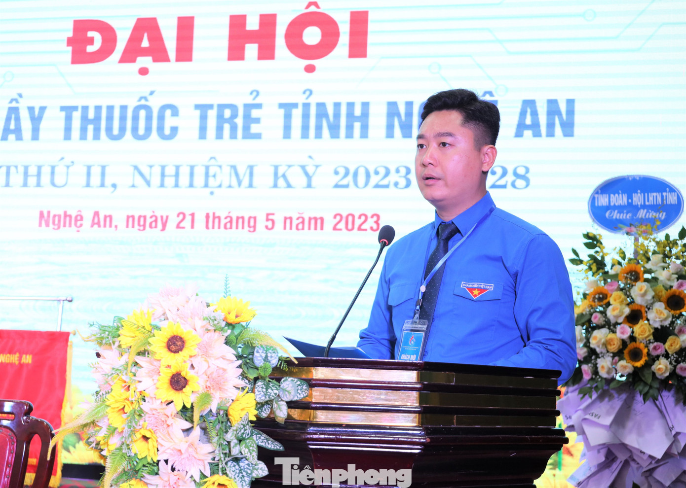 Anh Lê Văn Lương - Ủy viên Ban Thường vụ Trung ương Đoàn, Bí thư Tỉnh Đoàn Nghệ An phát biểu tại Đại hội. Anh Lê Văn Lương - Ủy viên Ban Thường vụ Trung ương Đoàn, Bí thư Tỉnh Đoàn Nghệ An phát biểu tại Đại hội.