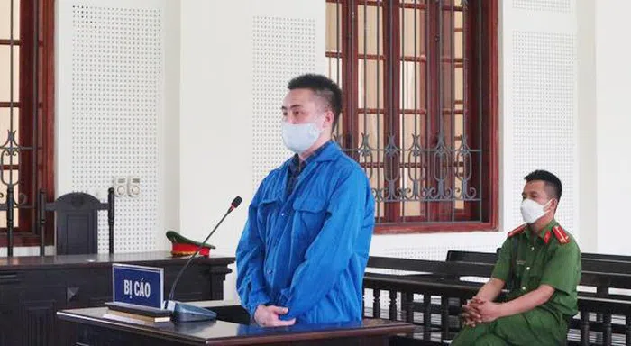 Tráng Xuân Năng tại tòa